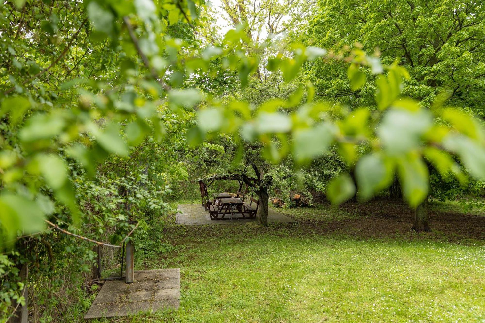 Gesztenye Nyaralópark Balatonudvari Exterior foto